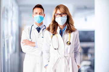 Medical team standing on the hospital's foyer