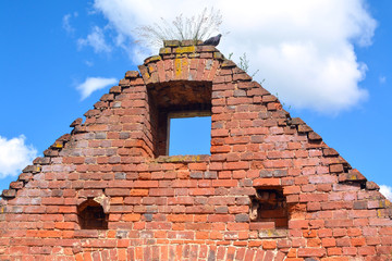 the brick wall of the XIX century mansion has been preserved