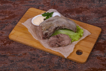 Gurmet pork tongue snack
