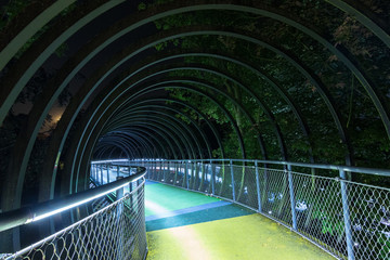 Slinky Springs to Fame Brücke Oberhausen