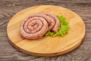 Raw sausage ring for grill