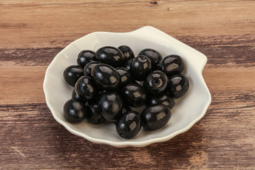 Black olives in the bowl