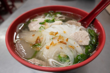 vietnamese noodles with pork