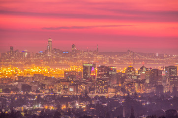 Fototapeta na wymiar San Francisco Skyline in the Evening