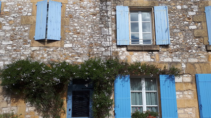 Fototapeta na wymiar Dorf in der Dordogne, Frankreich: Monpazier