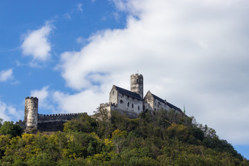 Fototapeta na wymiar Panoramic view of Bezdez castle with two towers