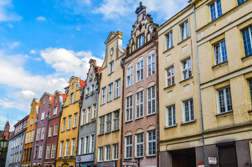Fototapeta na wymiar GDANSK, POLAND, SEPTEMBER 02 2018: Gdansk historic center and colorful houses