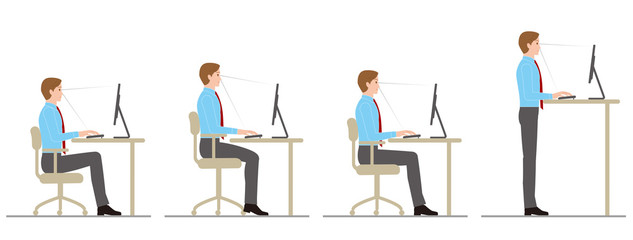 パソコンでデスクワークする男性の姿勢。　椅子の高さ