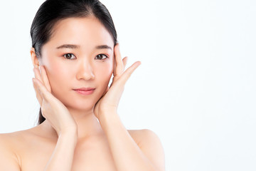 Obraz na płótnie Canvas Beautiful Young asian Woman with Clean Fresh Skin, on white background, Face care, Facial treatment, Cosmetology, beauty and spa, Asian women portrait
