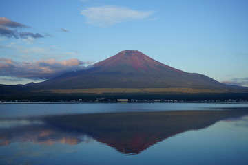 Fototapeta premium Mt.Fuji, when it has a red appearance 