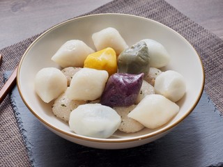 한국의 전통음식 송편, 떡
