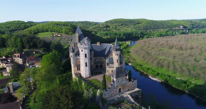 France, Village of Beynac et Cazenac, Labelled Most beautiful villages of France. the medieval Castle above the Dordogne Valley