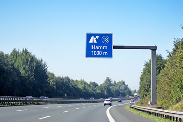 Autobahn 2, Ausfahrt 18, Stadt Hamm, in Richtung Oberhausen,