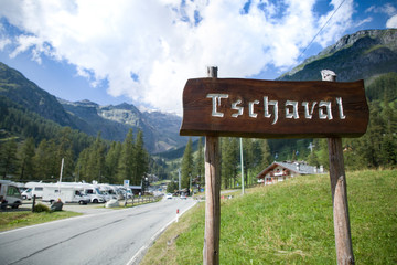 Tschaval - Staffal  travelling in Gressoney Valley