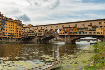 Obraz premium The beautiful Ponte Vecchio in Florence, Italy. 