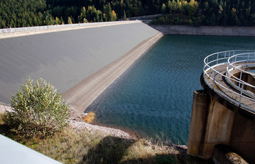 Trinkwasser, Trinkwassertalsperre, Staudamm, Talsperre, Wasser, Thueringen, Ohratalsperre, Luisenthal, Thueringen, Deutschland, Europa
