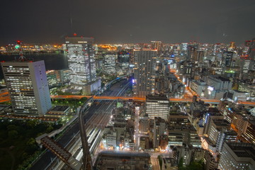 Fototapeta na wymiar Beautiful urban cityscape of Tokyo at night