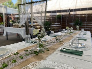 restaurant in the city