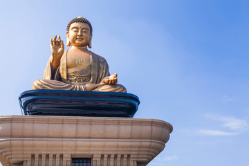 Fototapeta premium The giant Buddha statue at Fo Guang Shan in Kaohsiung, Taiwan. 