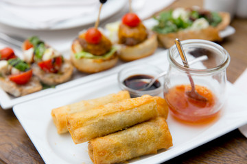 spring rolls with sauce