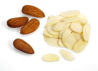 Obraz premium Sweet Almond Dried and Sliced, prunus dulcis, Dried Fruits against White Background