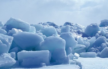 Fototapeta na wymiar Ice Field in the Bay of Saint Laurent, Quebec in Canada