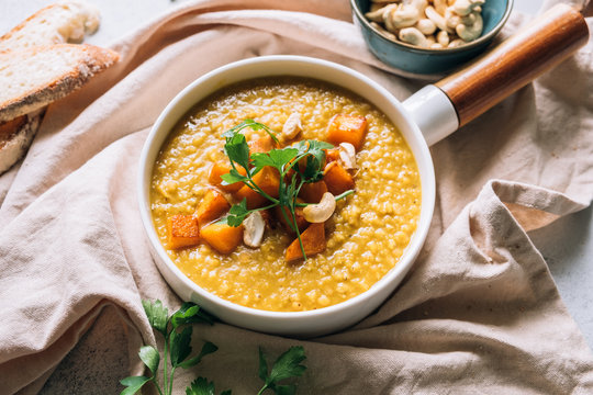 Vegan red lentil dahl with turmeric