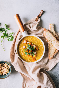 Vegan red lentil dahl with turmeric