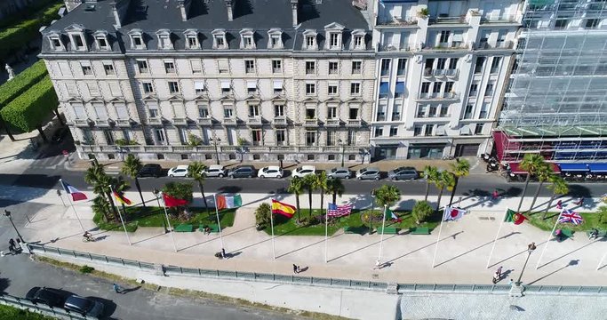 Pau, Aerial view of Boulevard des Pyrenees