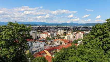 Fototapeta premium Landscape of Ljubljana, the capital city of Slovenia, from Ljubljana Castle