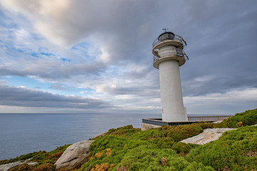 Naklejka premium Faro de punta Roncadoira, Xove, Galicia, Spain