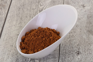 Cocoa powder in the bowl