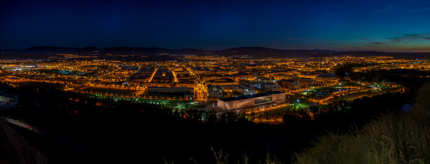 Logroño nocturno pano 1