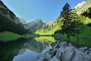 Der Seealpsee, Naturidylle im Appenzeller Land
