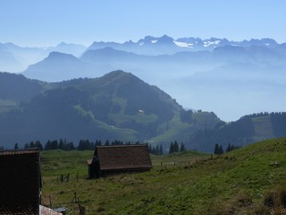 Obraz premium Blick vom Rigi in der Schweizauf die Berggipfel