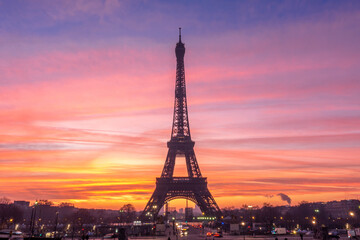 Fototapeta na wymiar Beautiful view of famous Eiffel Tower in Paris, France. Paris Best Destinations in Europe.