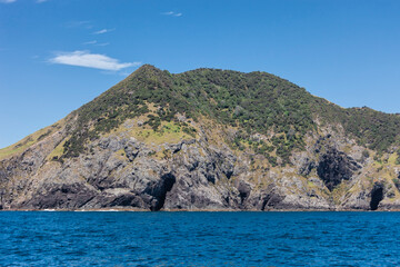 Fototapeta na wymiar Rock Island in Bay of Islands, New Zealand