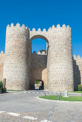 Puerta de San Vicente en las murallas de Ávila