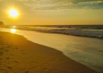 Fototapeta na wymiar sunset on mancora beach