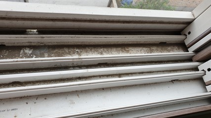 Obraz premium Dirty Double window frame in Korean home