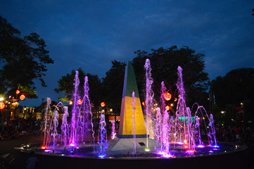 landmark of the three borders in the night city. Marco das tres fronteiras em Foz do iguazu.