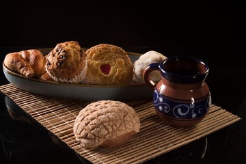 pan mexicano con café y canela