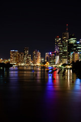 Fototapeta premium Long exposure photo of Brisbane skyline at night