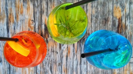 Cocktails colorati