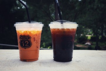 glass of cola with ice