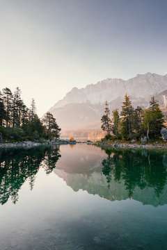 Eibsee an der Zugspitze in Bayern