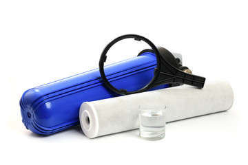 filter flask with replaceable cartridge carbon filter and key-  system for water treatment isolated