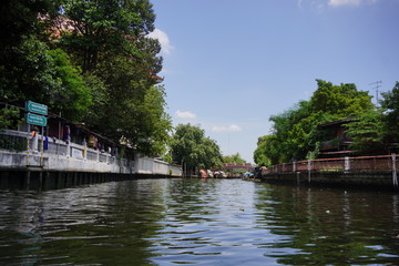 Fototapeta na wymiar Community canal in Bangkok Thailand