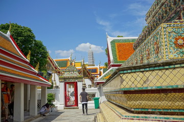 Fototapeta premium Wat Arun temple, landmark of Chao Phraya river in Bangkok Thailand