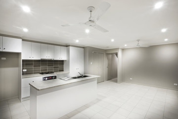 Fototapeta na wymiar Interior shot of a bright modern kitchen
